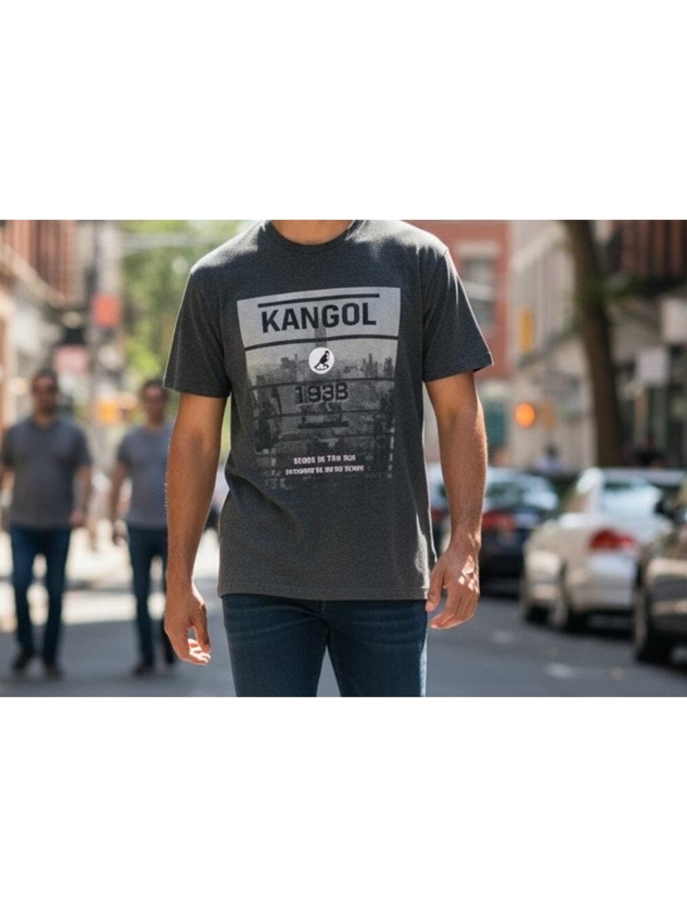 Kangol Born in the UK Raised in NY Black T-Shirt Petite Small Est 1938 Graphic T